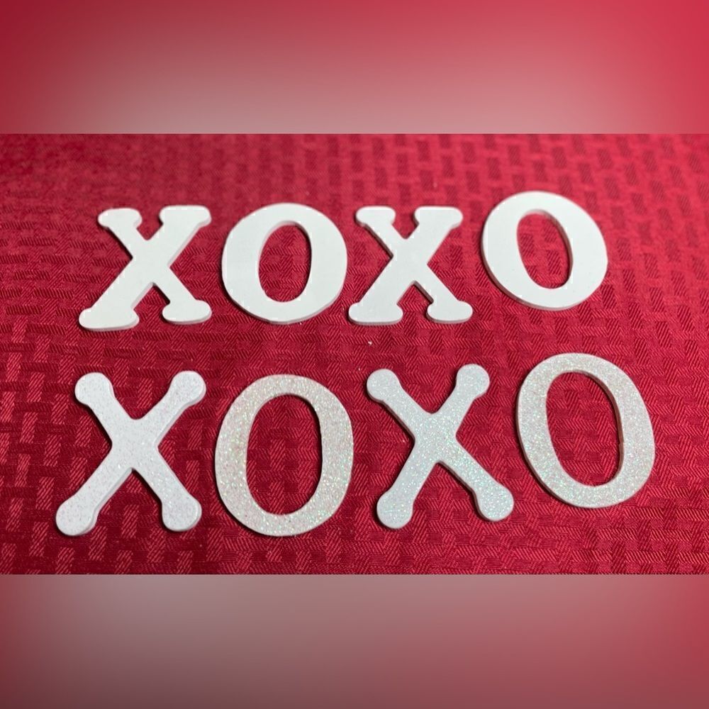 8 NEW! “XOXO” Sparkles Kisses & Hugs Glitter Letters Bonus Set of 8 XOXO Whit…